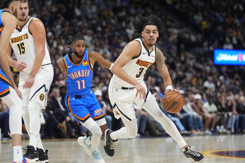 默契配合首 默契配合首